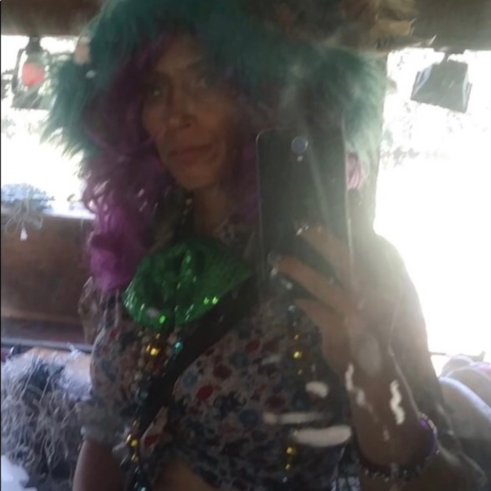 Meet your Posher, April-shrooms